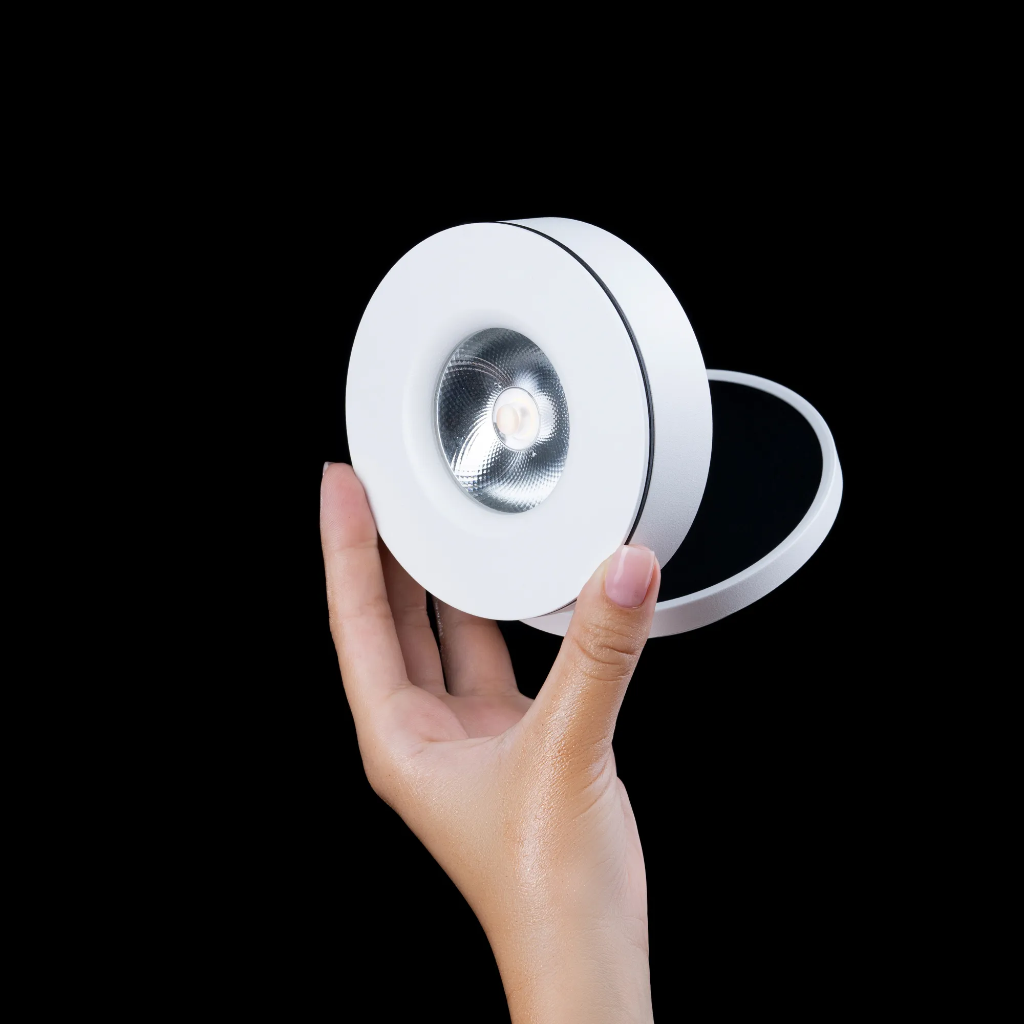 Spotlight Ambra Sandy White